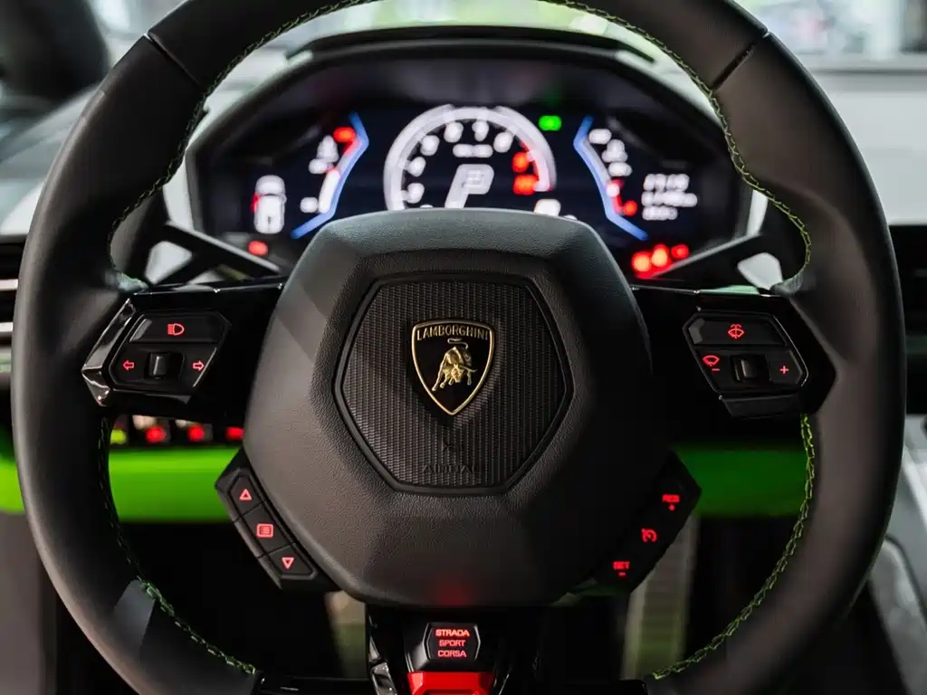 Lamborghini Huracán — миниатюра 5