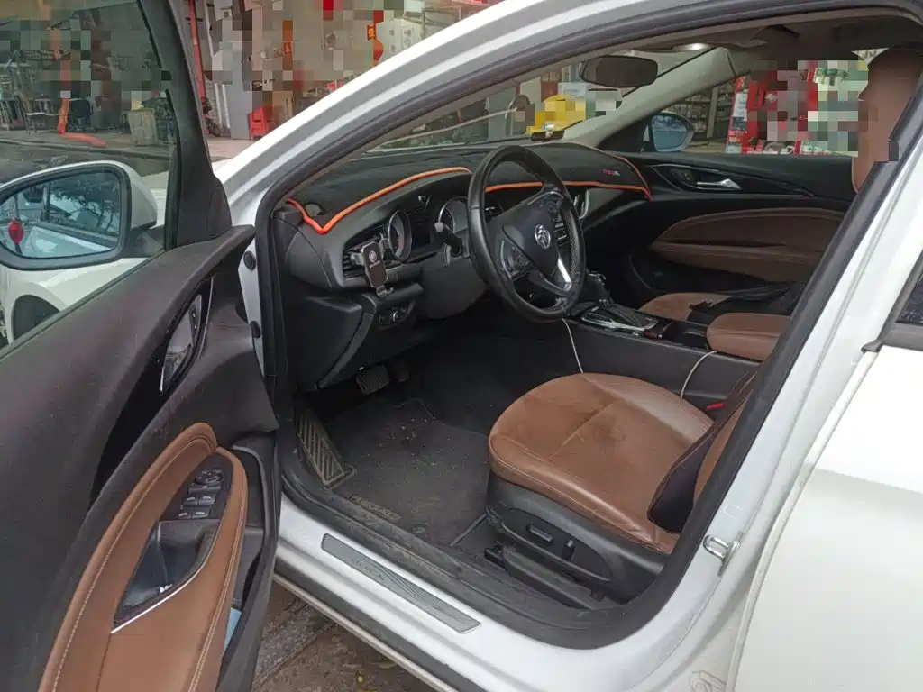 Buick Regal — миниатюра 14