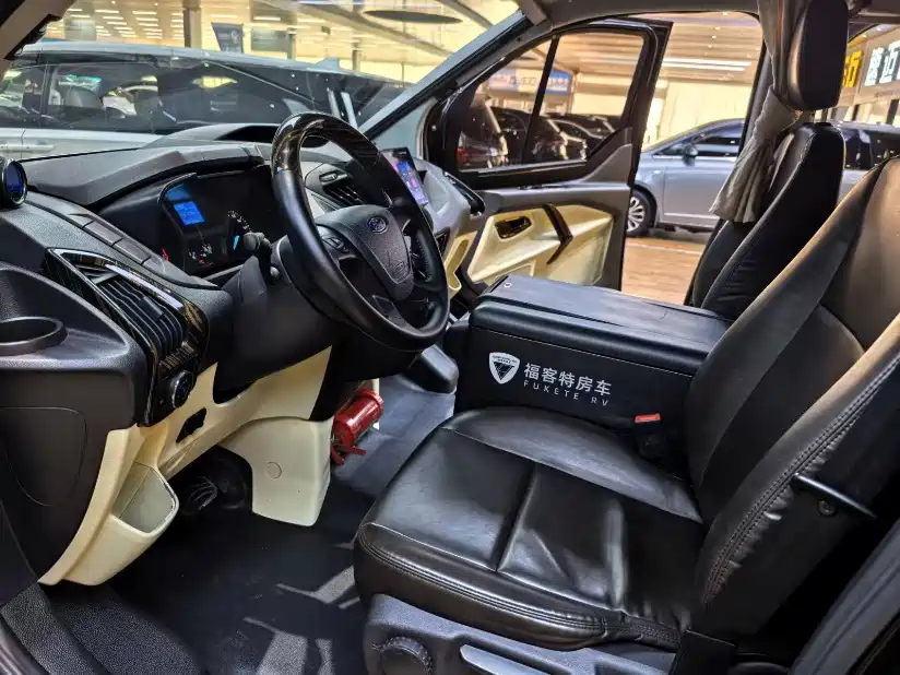 Ford Transit — миниатюра 4