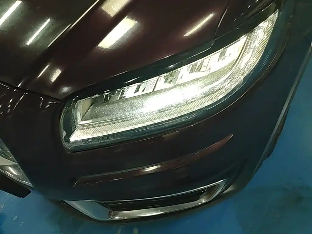 Lincoln Nautilus (Import) — миниатюра 24