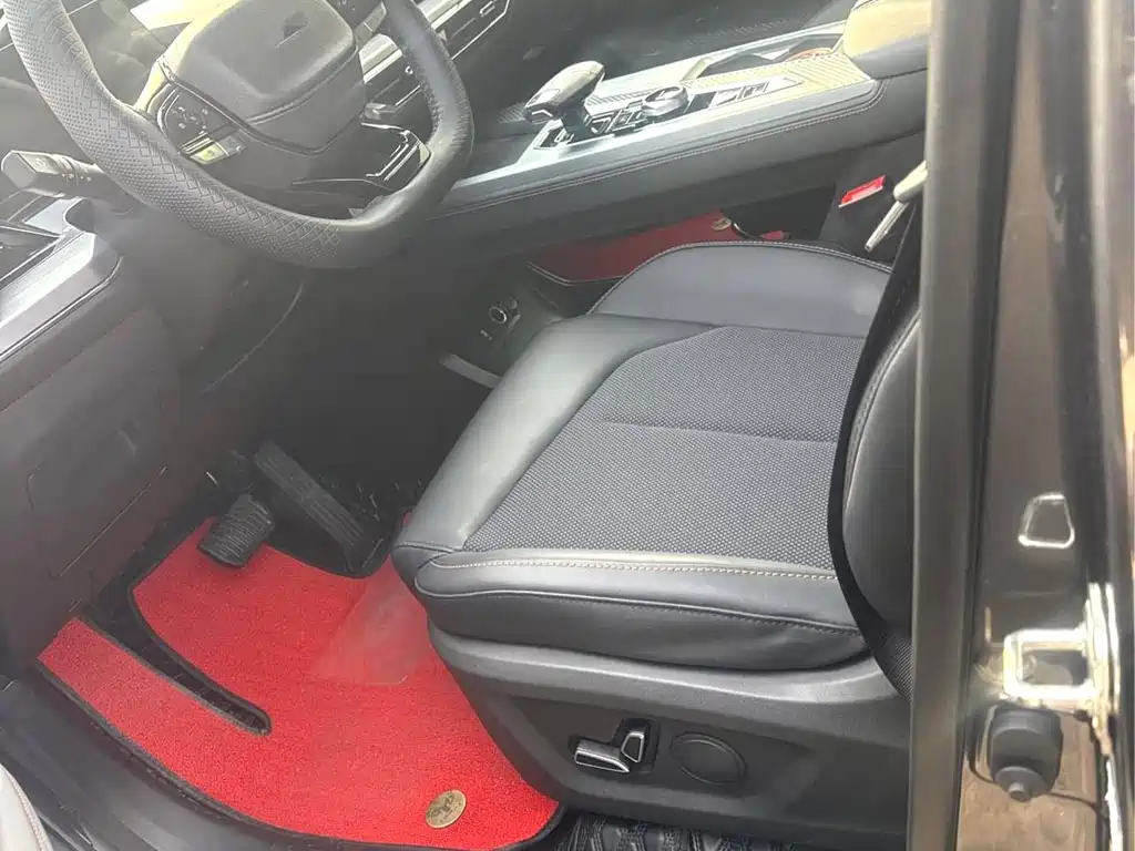 CHANGAN CHANGAN AUCHAN Z6