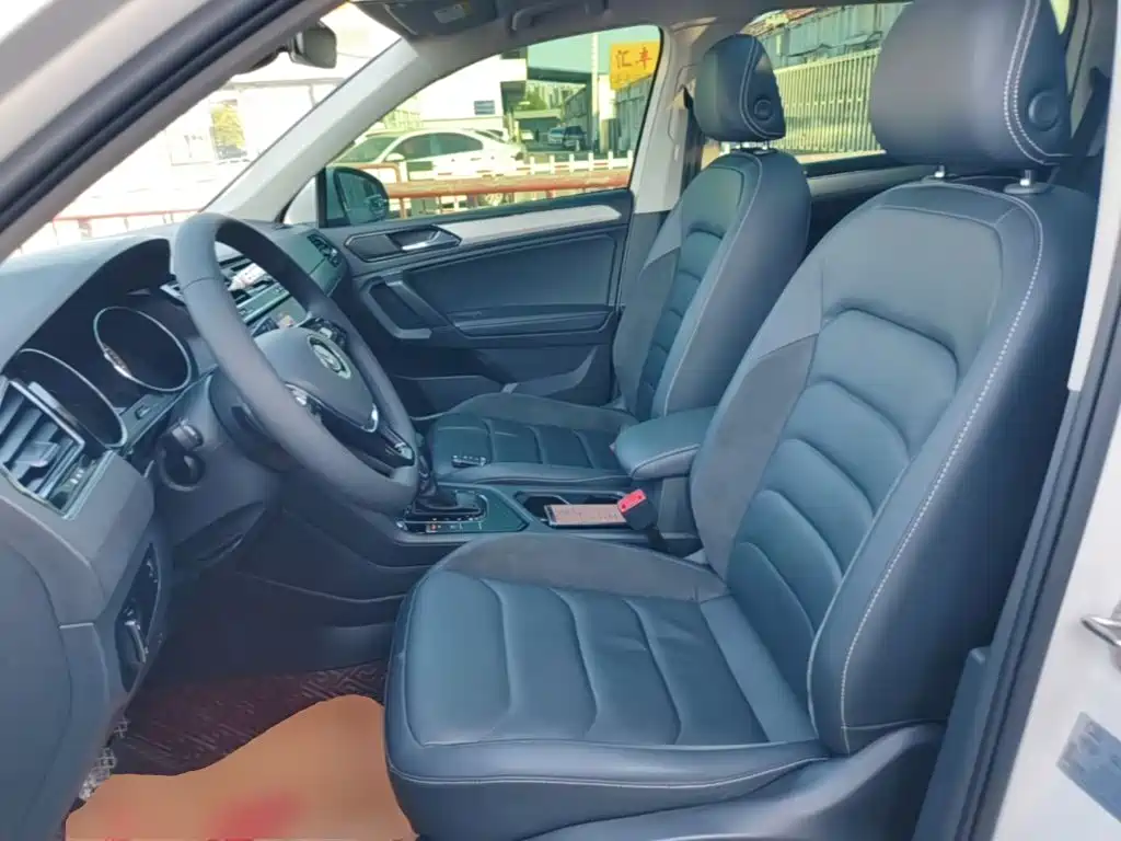 Volkswagen Tiguan L — миниатюра 15