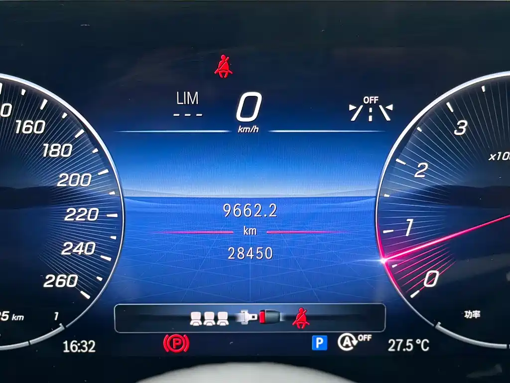 Mercedes-Benz C-Class — миниатюра 19