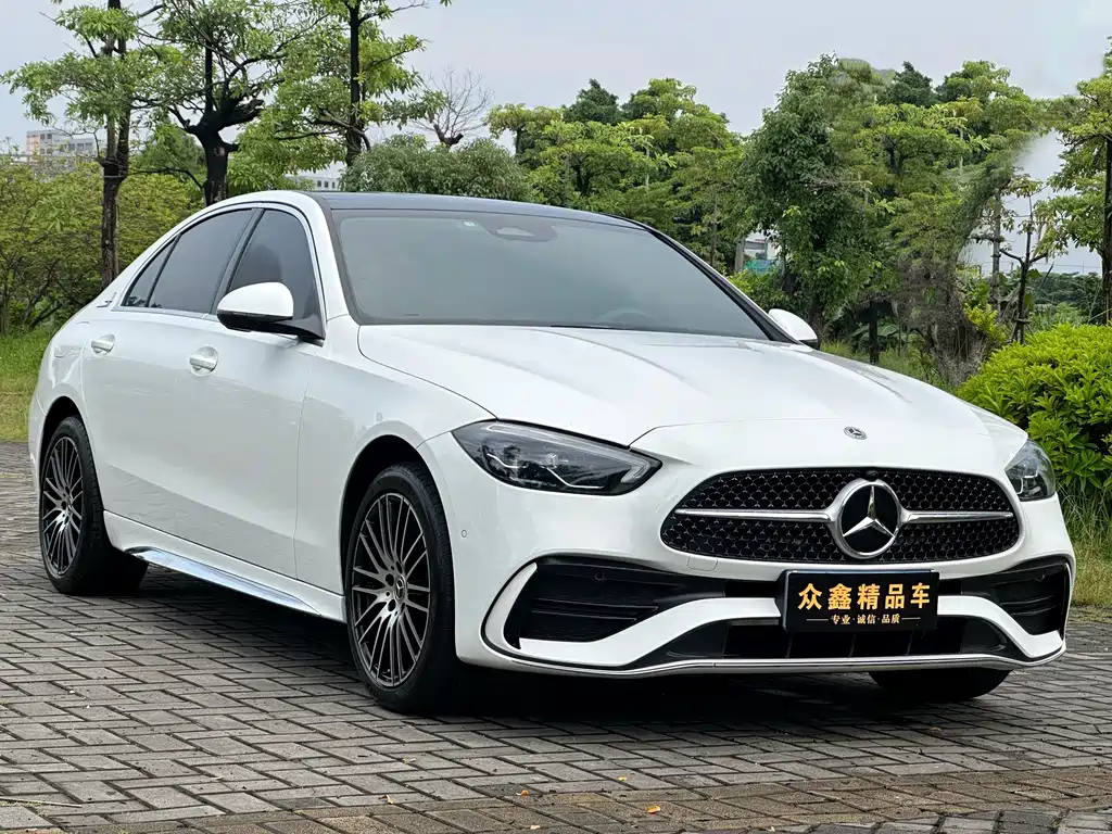 Mercedes-Benz C-Class — миниатюра 3