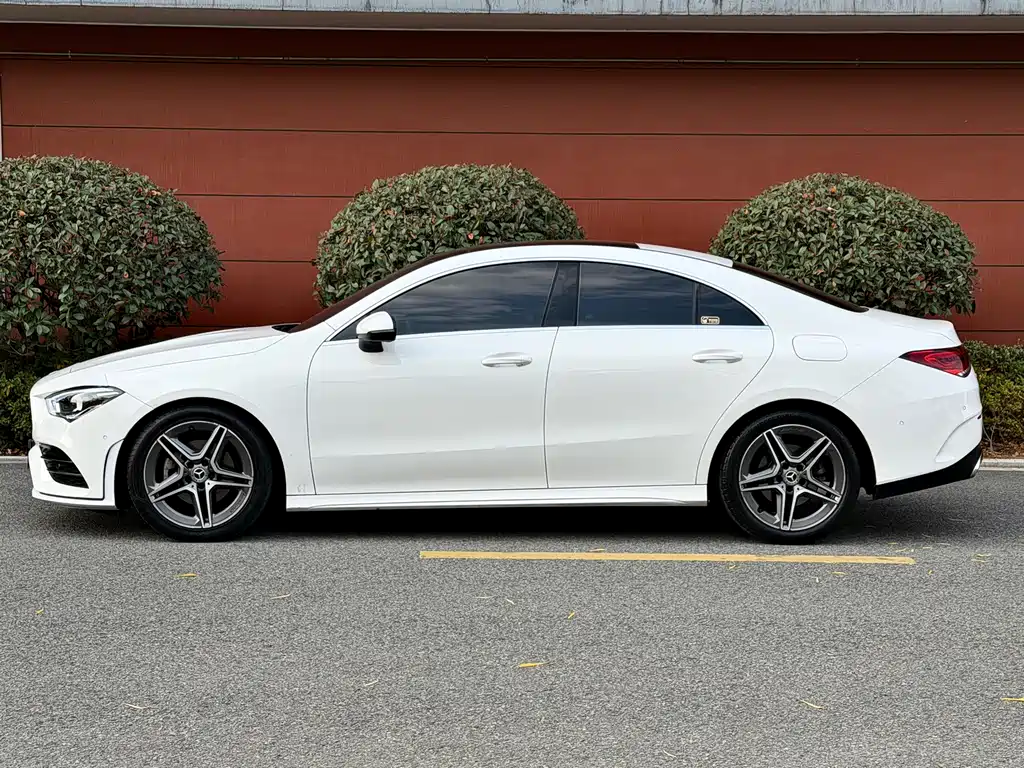 Mercedes-Benz CLA (Import) — миниатюра 13