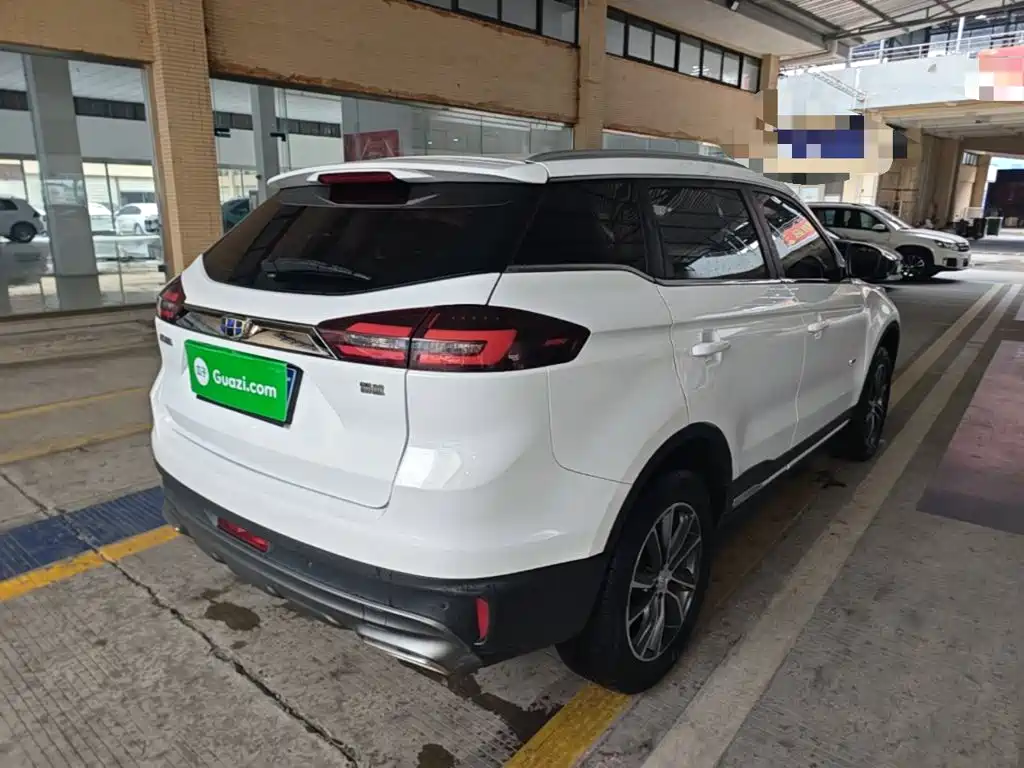 Geely Boyue — миниатюра 5