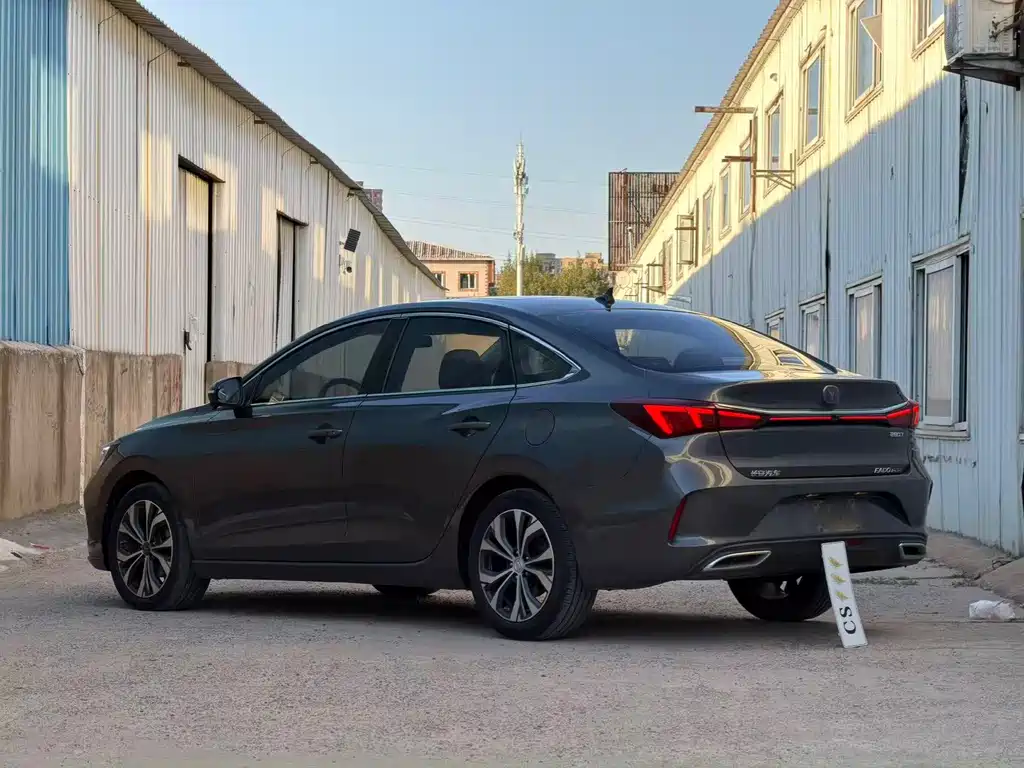 Changan Eado — миниатюра 7