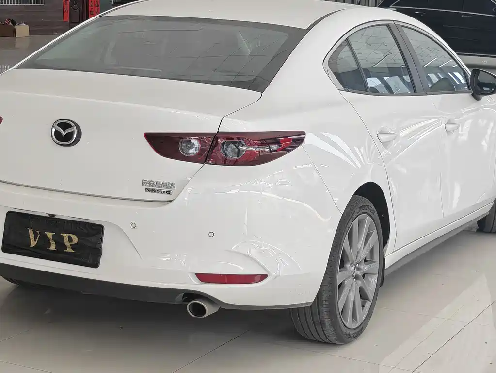 MAZDA 3 ANGKESAILA
