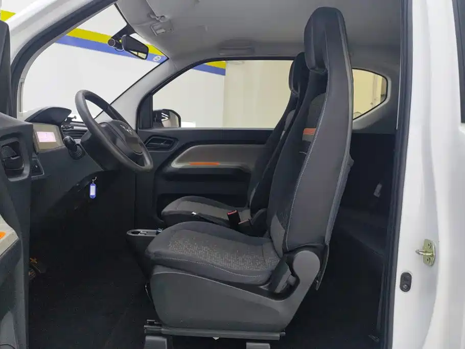 Wuling MINIEV — миниатюра 9