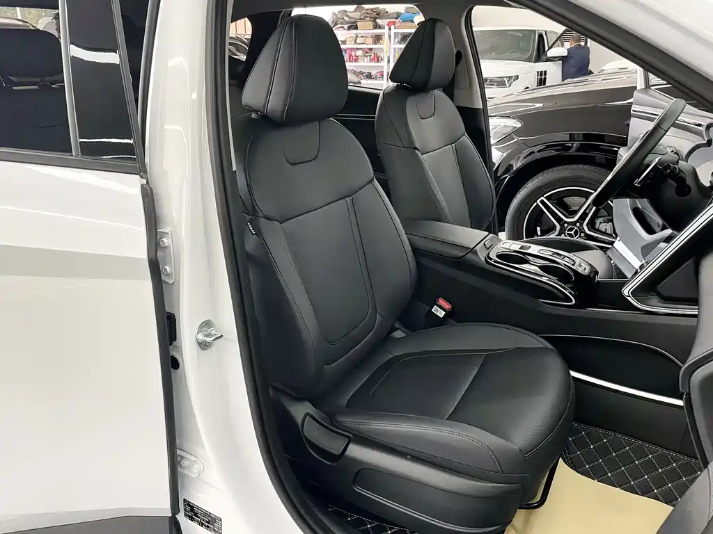 Hyundai Tucson — миниатюра 15