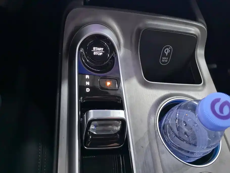 GAC Motor Trumpchi E8 PHEV — миниатюра 16