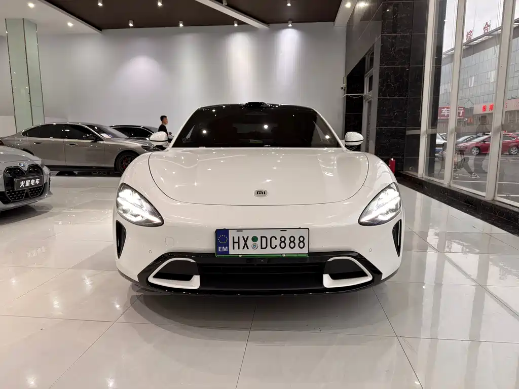 Xiaomi SU7 2025