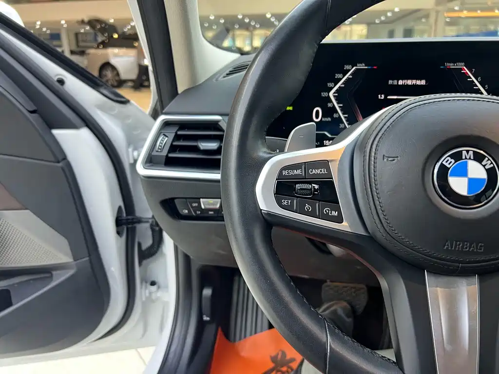 BMW 3 Series — миниатюра 11