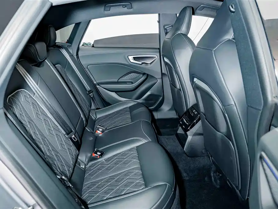 Audi A5L Sportback — миниатюра 21