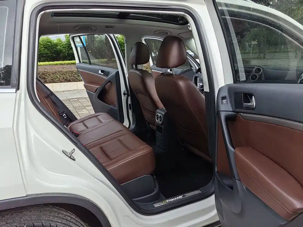 Volkswagen Tiguan — миниатюра 11