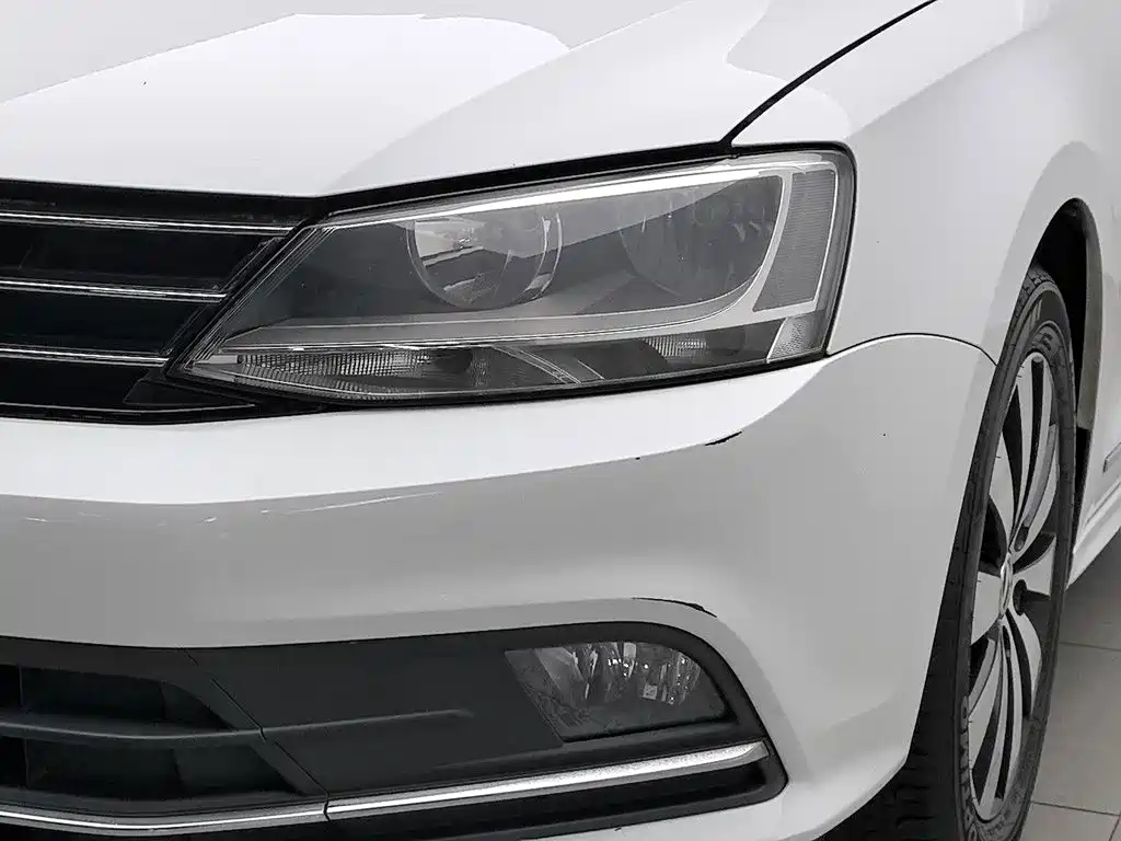 Volkswagen Sagitar — миниатюра 7