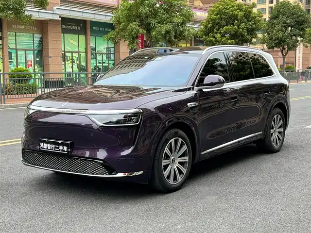 AITO ASK THE WORLD M8 2025