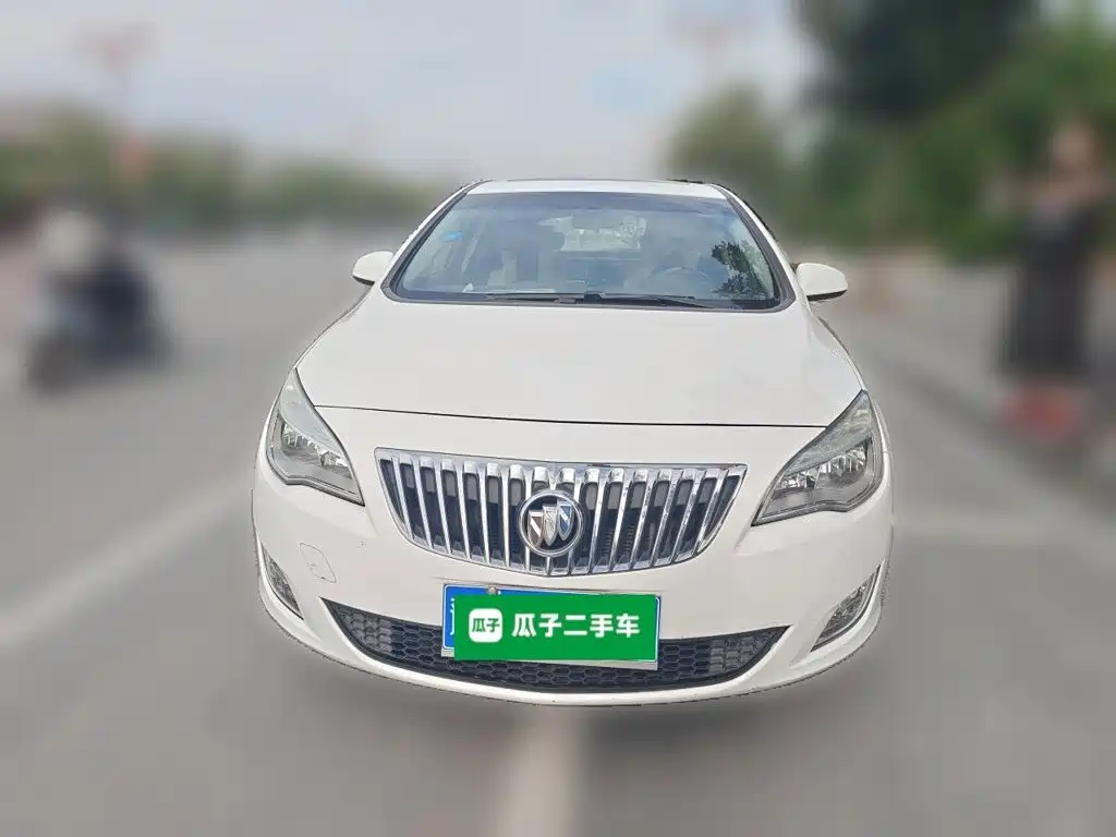 Buick Excelle — миниатюра 2