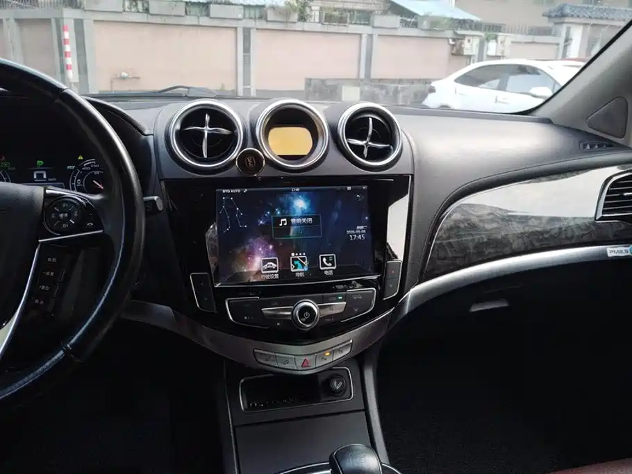 BYD Tang New Energy — миниатюра 13