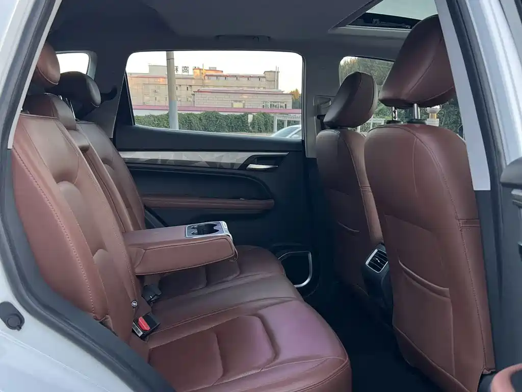 Geely Vision X6 — миниатюра 10