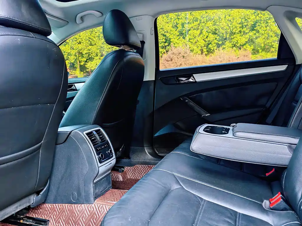 Volkswagen Passat — миниатюра 25