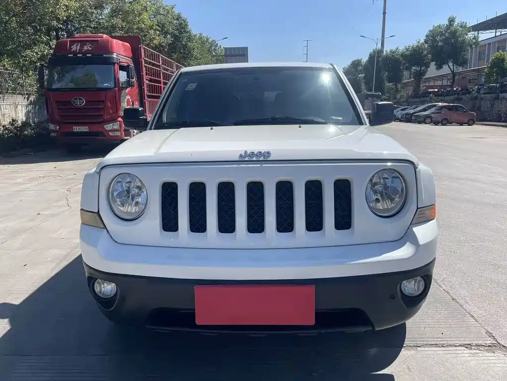Jeep Patriot — миниатюра 2