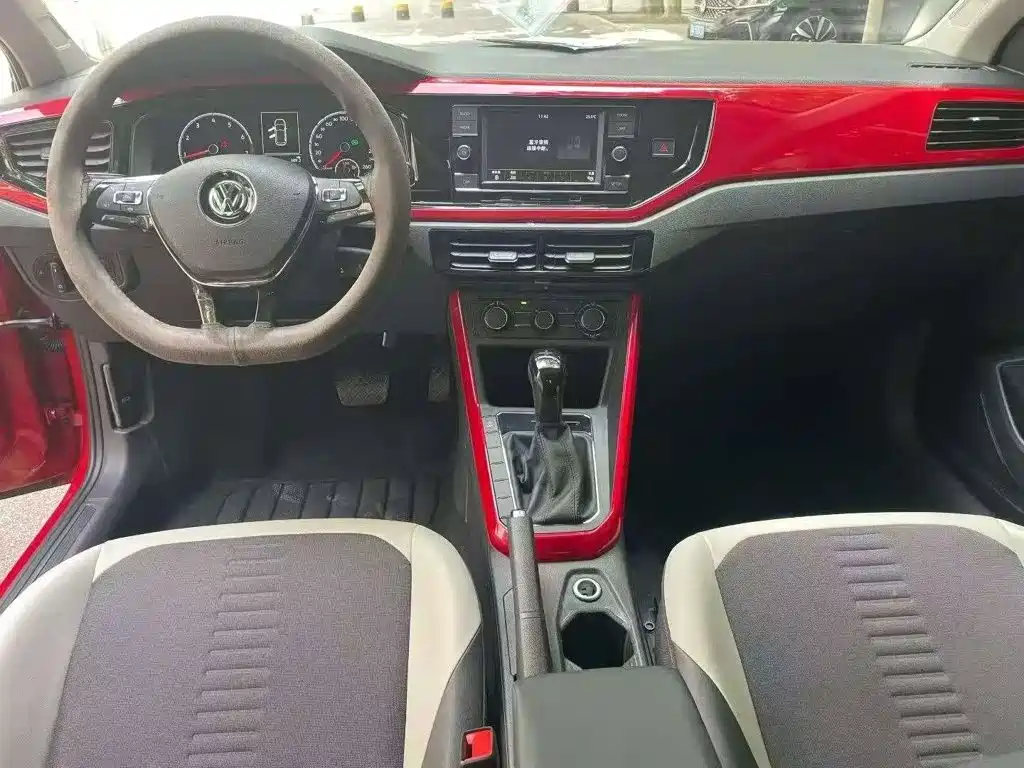 Volkswagen Polo — миниатюра 8