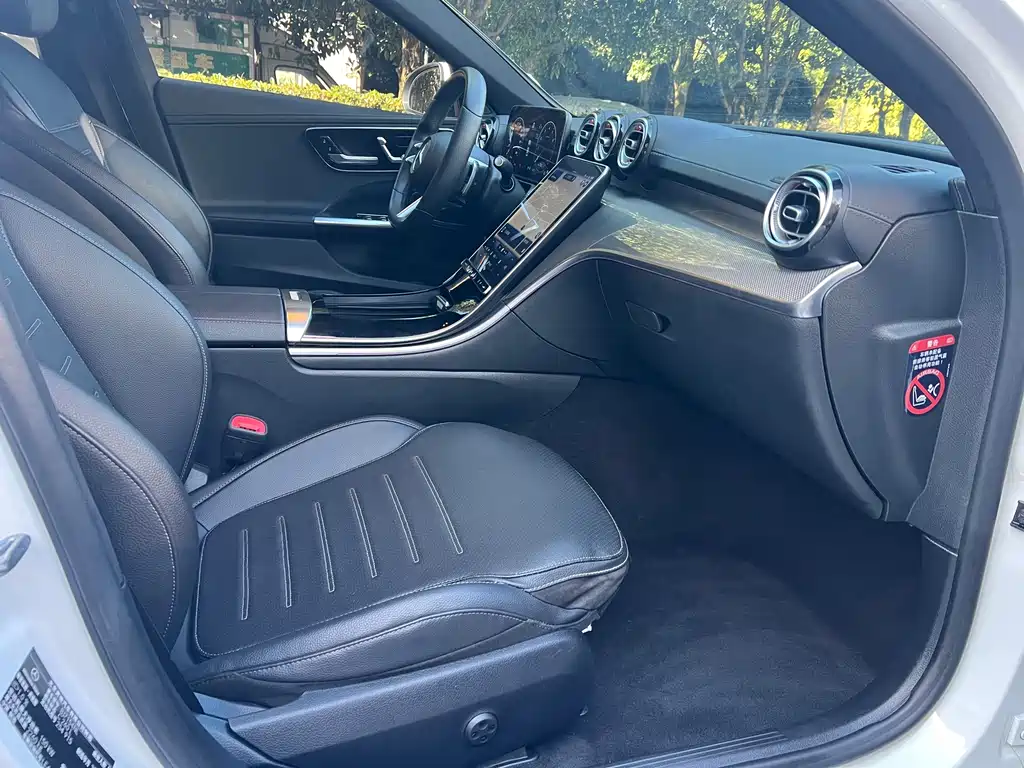 Mercedes-Benz C-Class — миниатюра 5