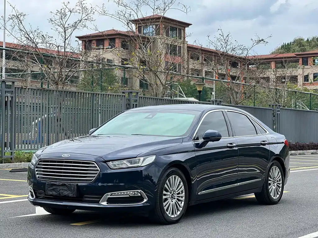 Ford Taurus 2018