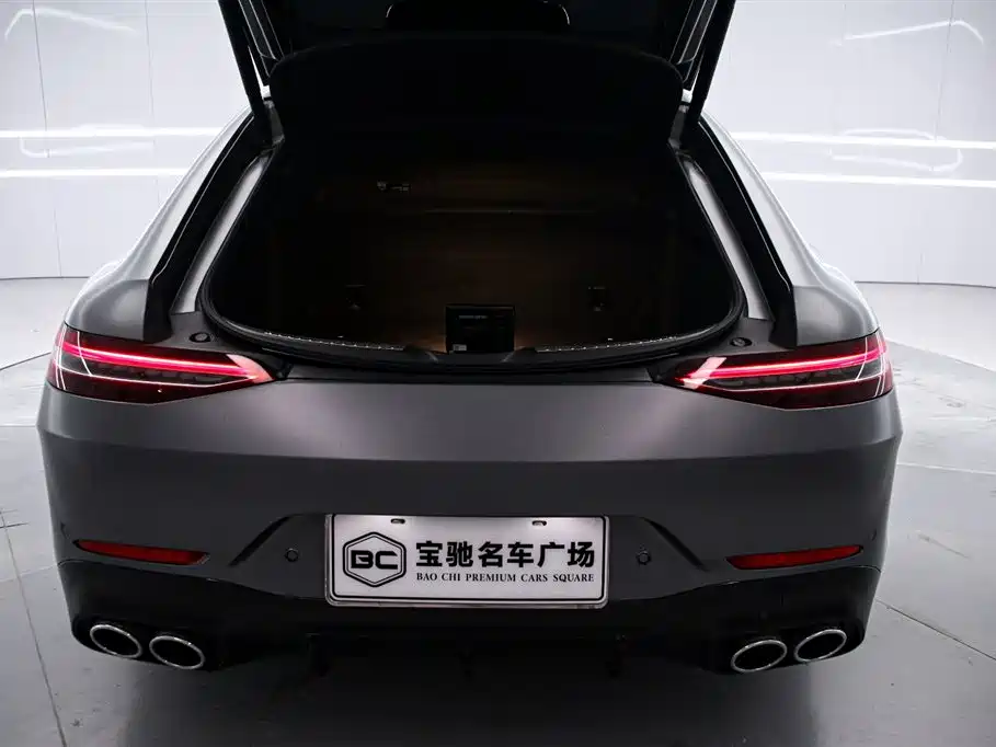 MERCEDES-BENZ AMG GT