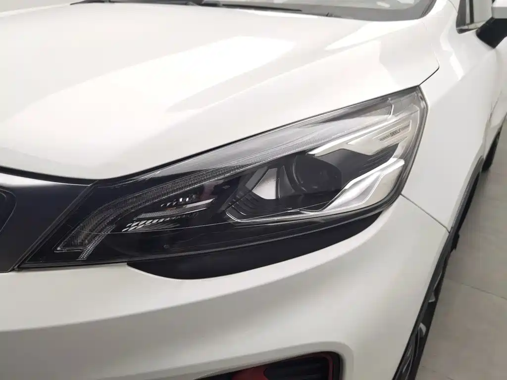 Geely Emgrand GS — миниатюра 7