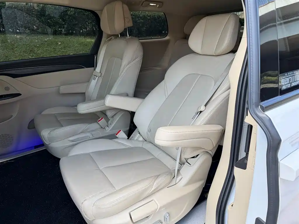Buick GL8 2023 ES Premium