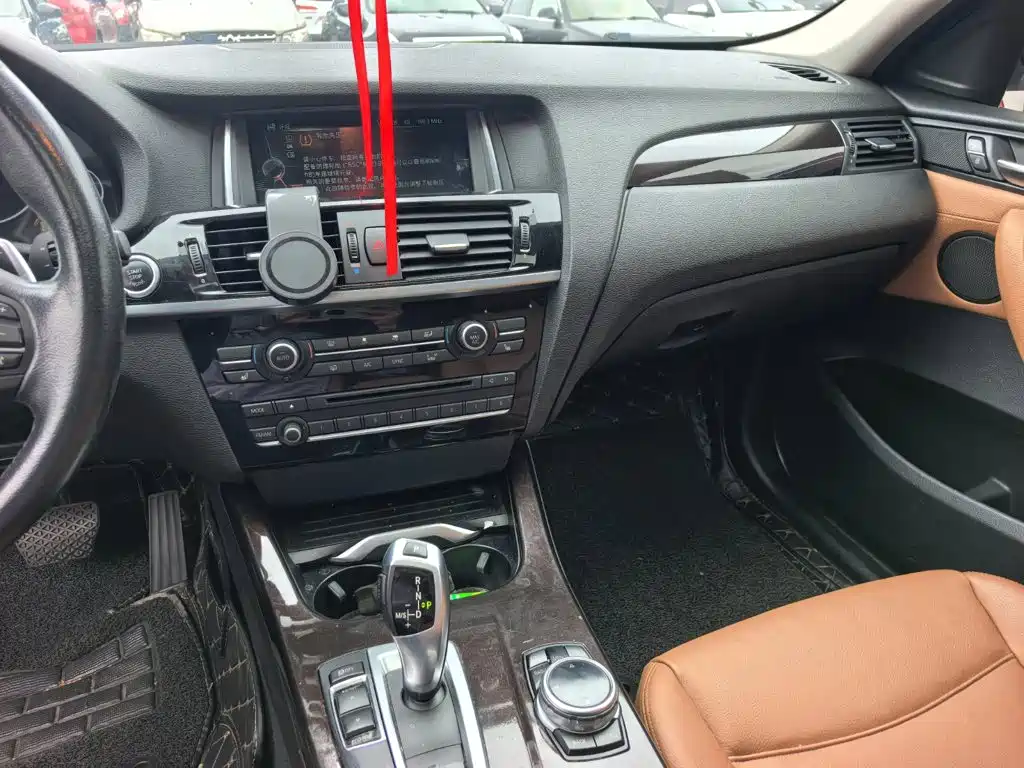 BMW X4 — миниатюра 13