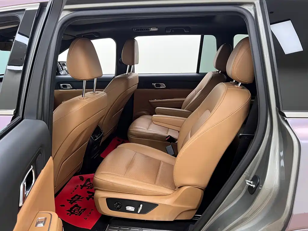 Li Auto Li ONE — миниатюра 17