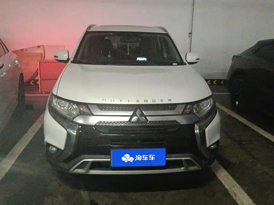 Mitsubishi Outlander — миниатюра 2