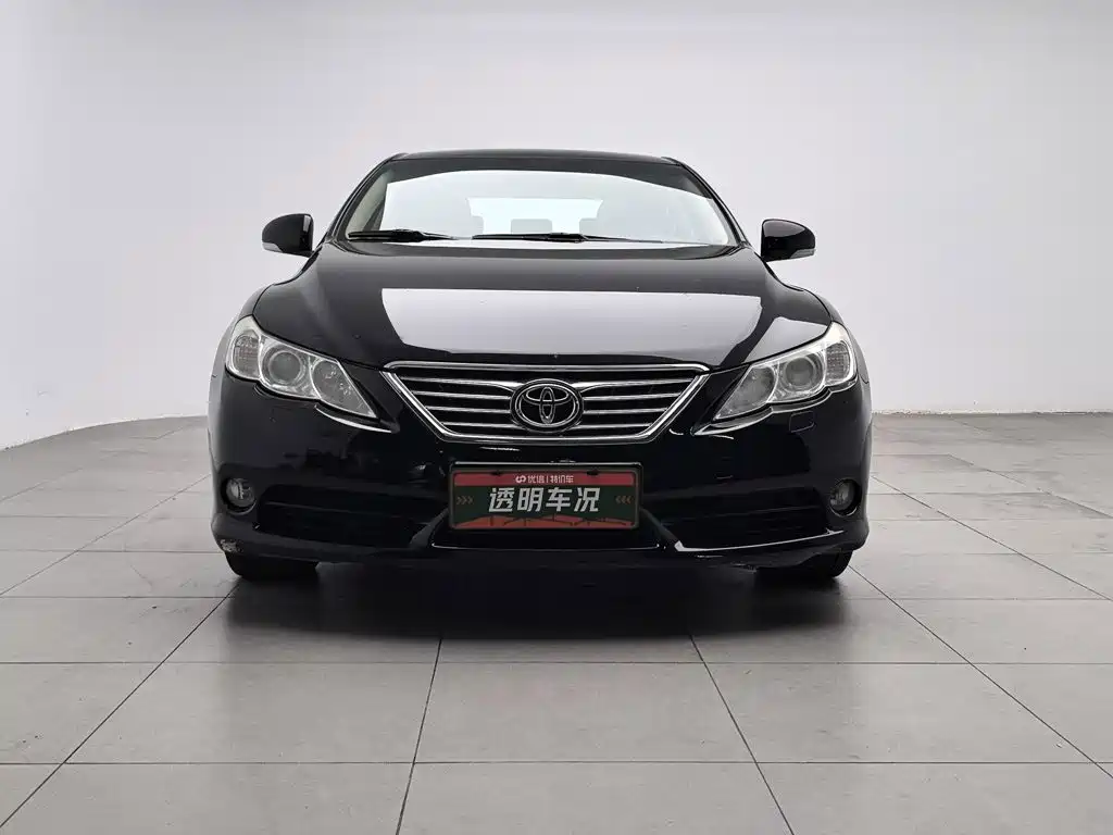 Toyota Reiz — миниатюра 3