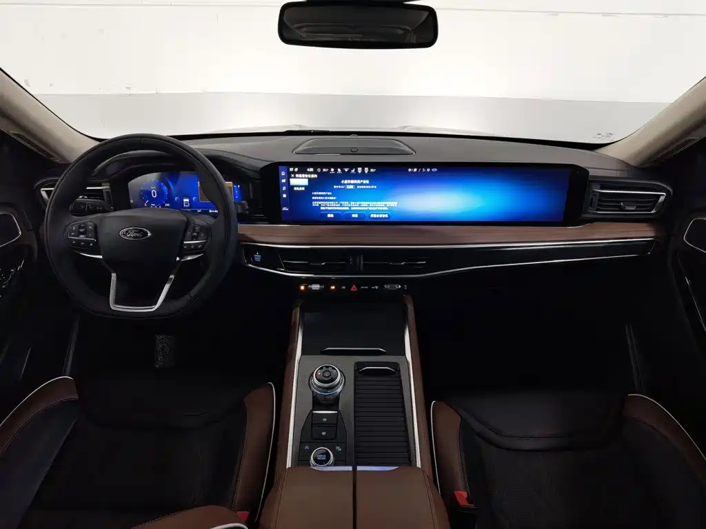 Ford Explorer — миниатюра 5