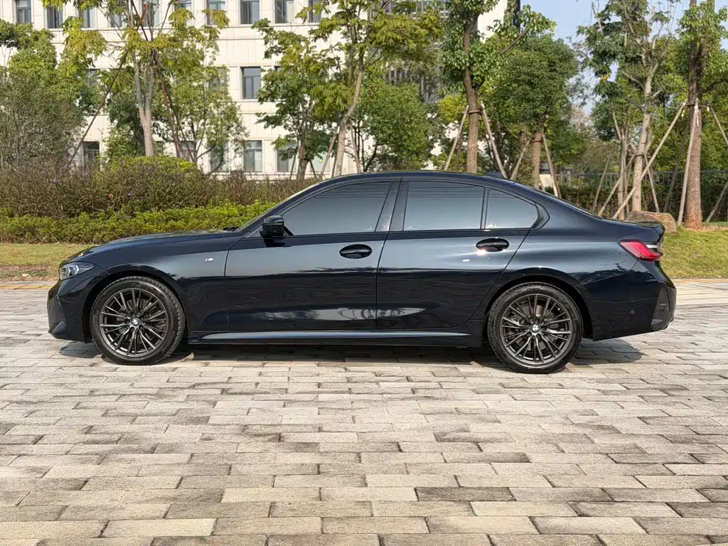 BMW 3 Series — миниатюра 3