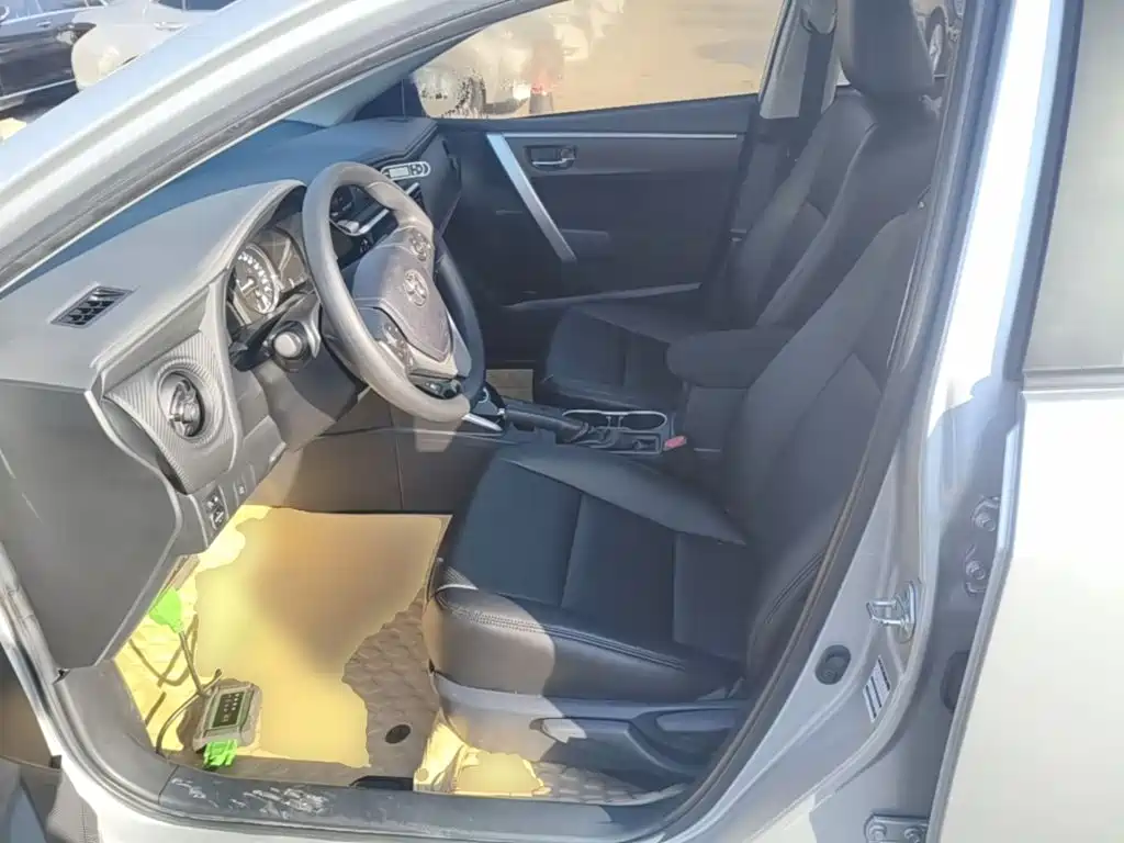 Toyota Levin Twin Engine E+ — миниатюра 15