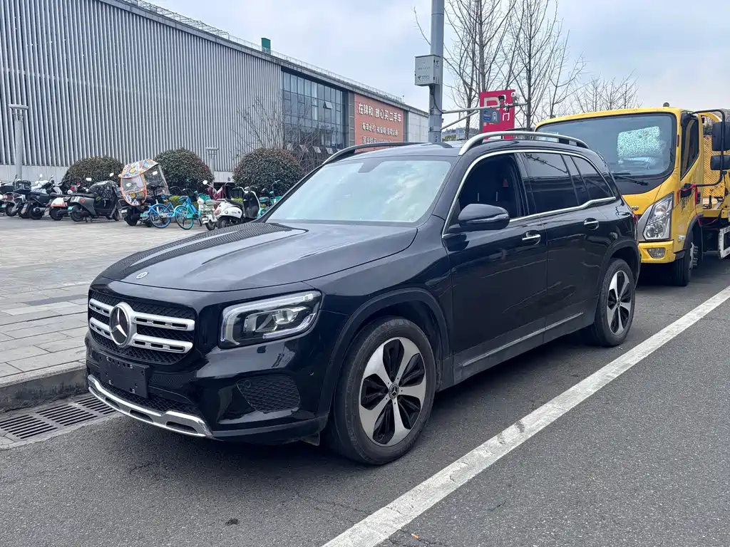 Mercedes-Benz GLB 2022