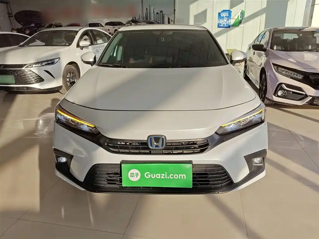 Honda Civic 2023 2.0L e:HEV