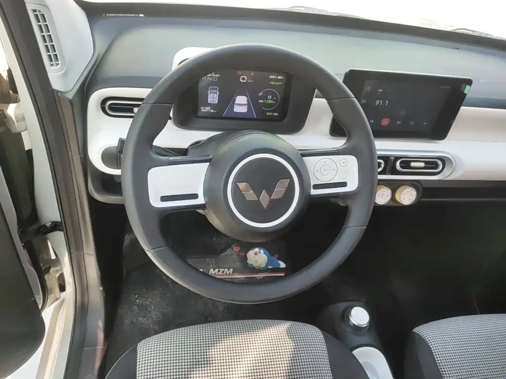 Wuling MINIEV — миниатюра 11