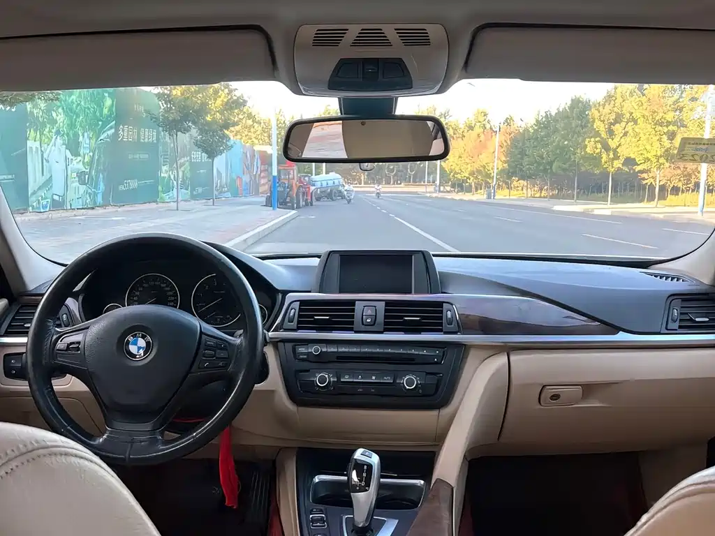 BMW 3 Series 3 2013 320Li Fashion