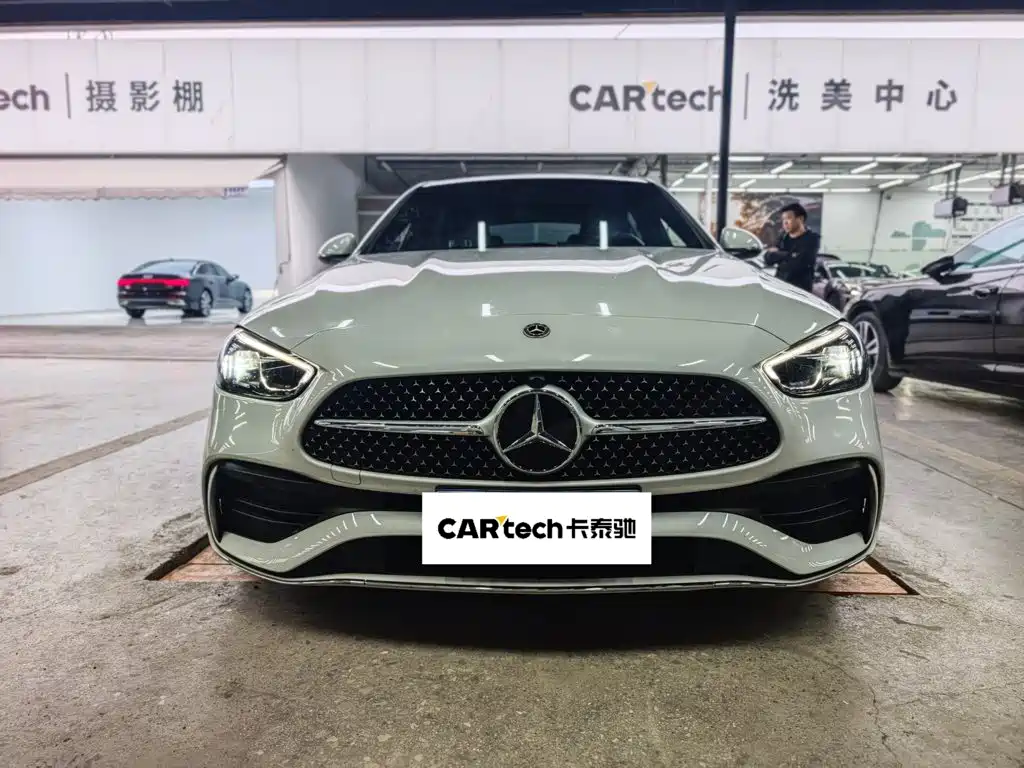 Mercedes-Benz C-Class — миниатюра 2