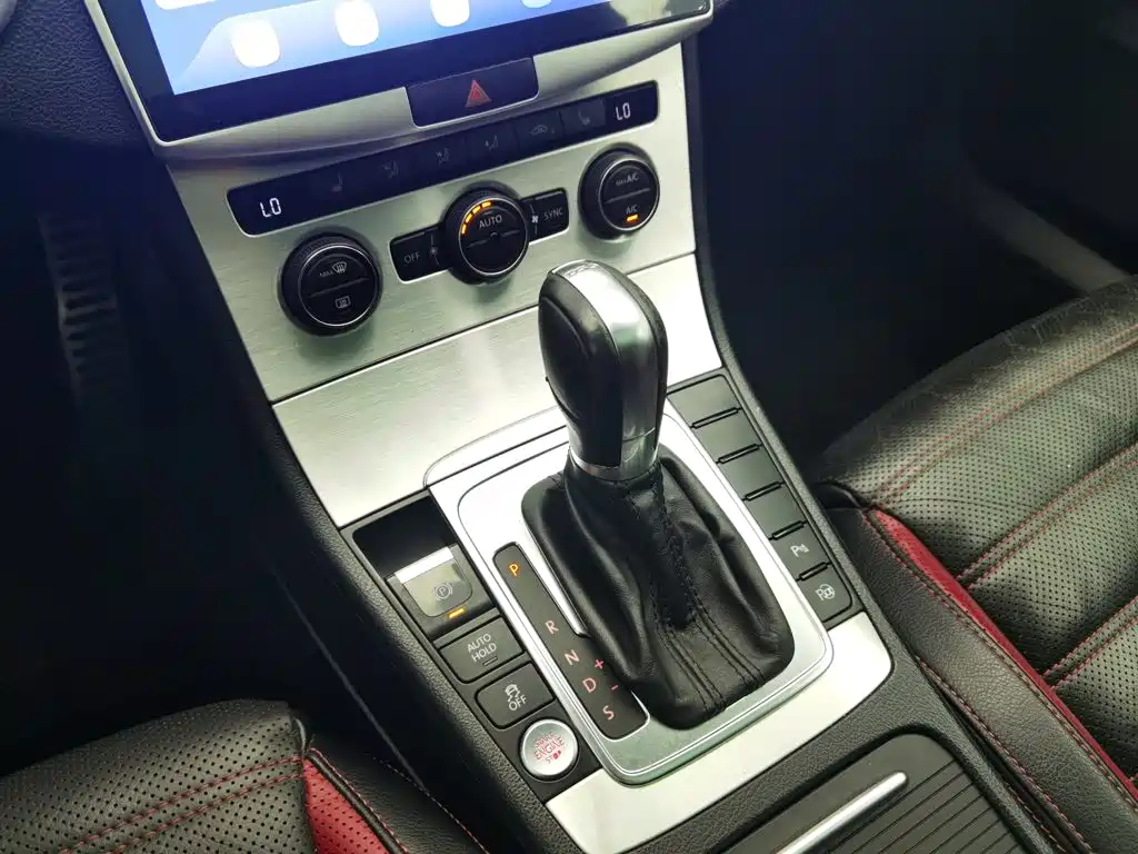 Volkswagen CC — миниатюра 13