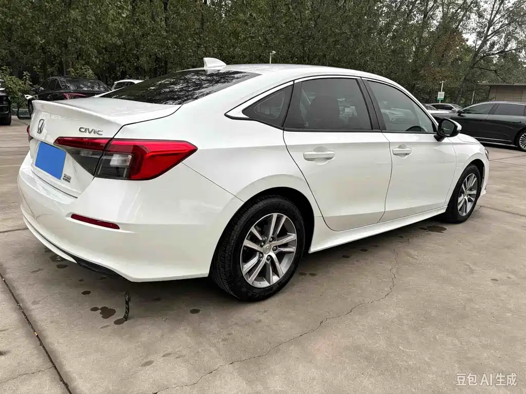 Honda Civic — миниатюра 7