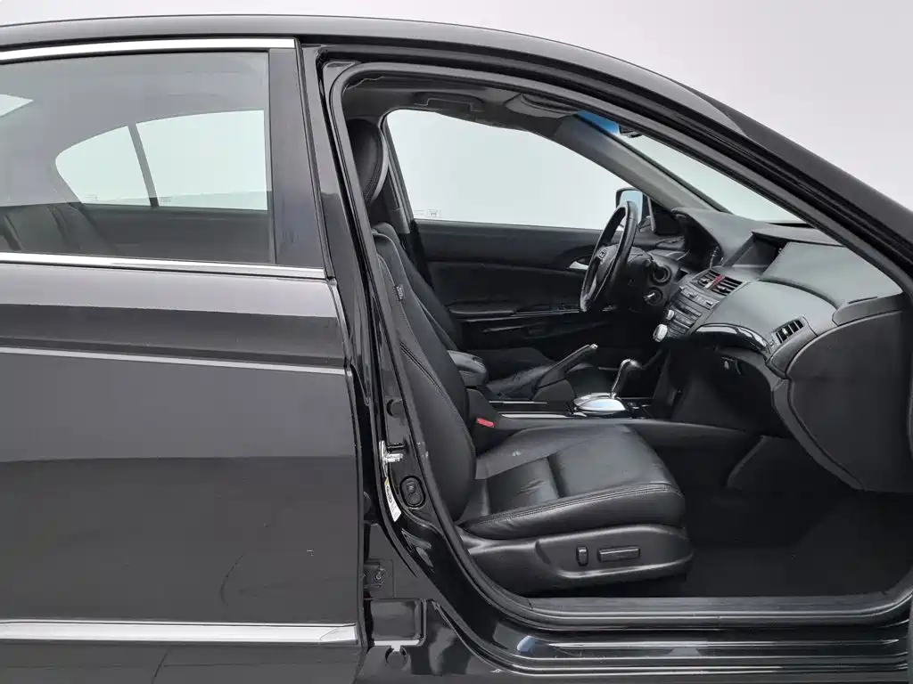 Honda Accord — миниатюра 23