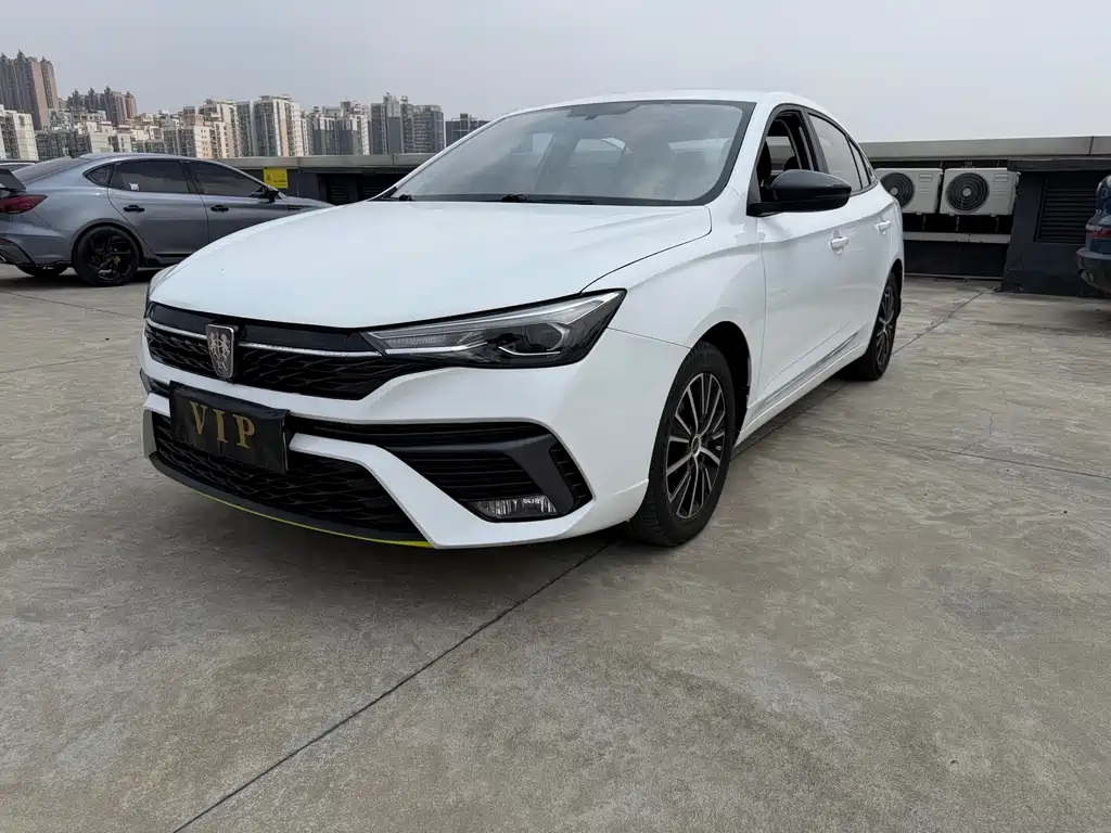 Купить Roewe i5