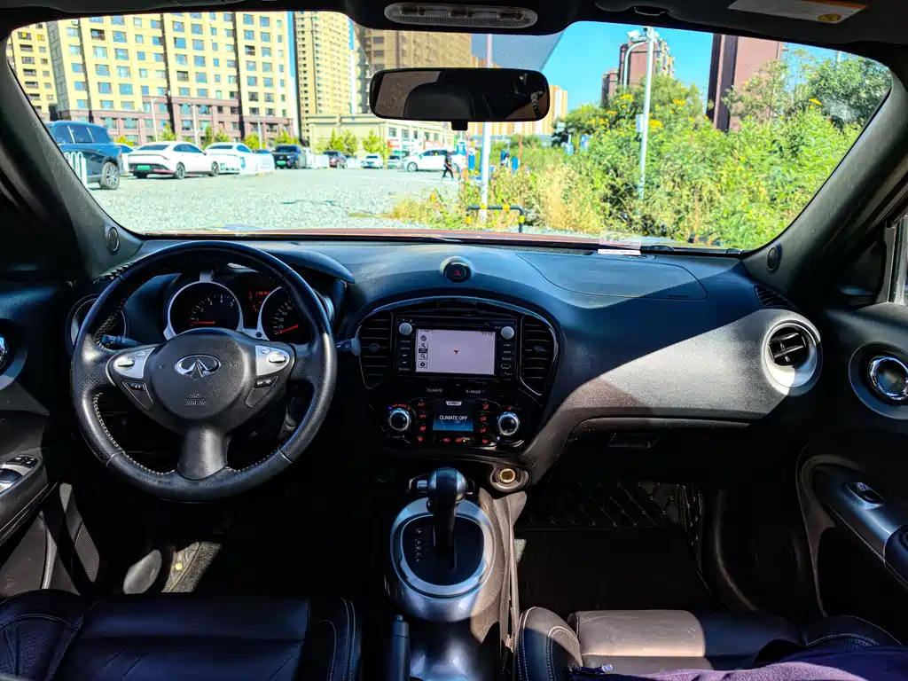 Infiniti ESQ — миниатюра 17