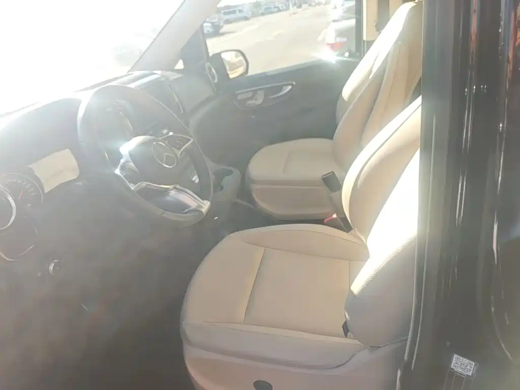 Mercedes-Benz Vito — миниатюра 15